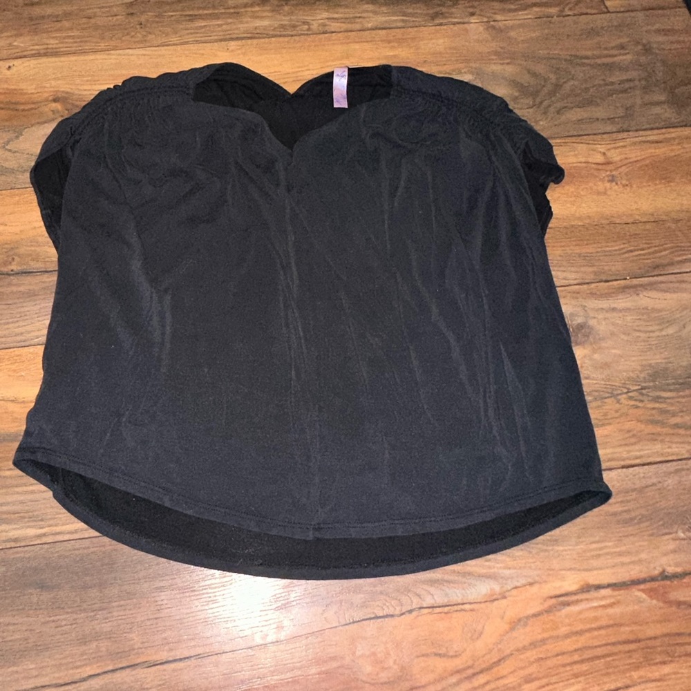 Black Large Nice Dress Shirt. Women.